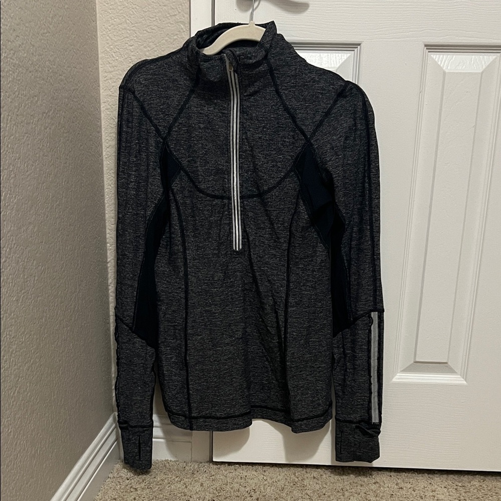 Lululemon Athletica Black and Gray Pullover